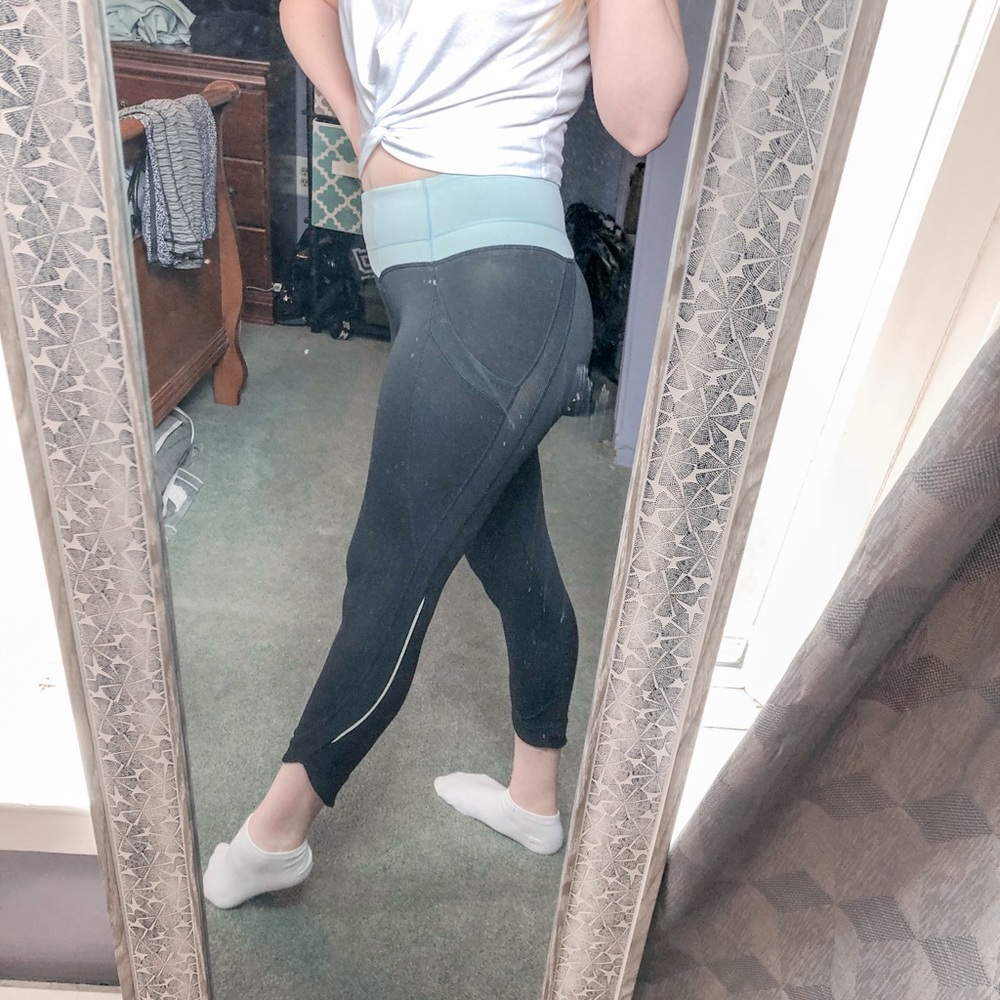 Lululemon Run: Chase Me Crop Black / Aquamarine